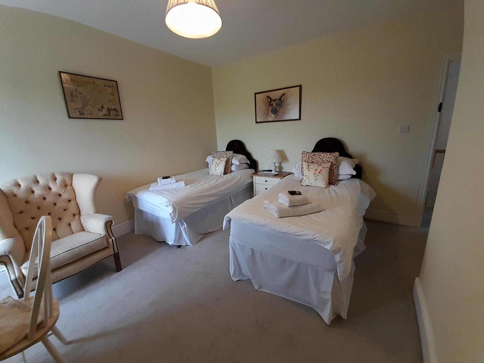 Bed and Breakfast Windylands Chipping Sodbury Esterno foto